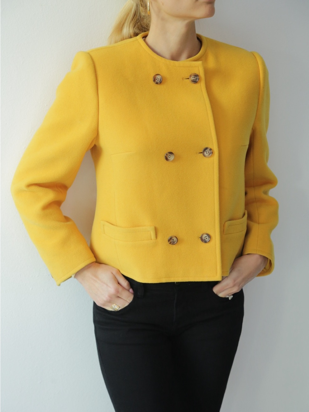 Gucci Vintahe Yellow Double-Breasted Crop Jacket